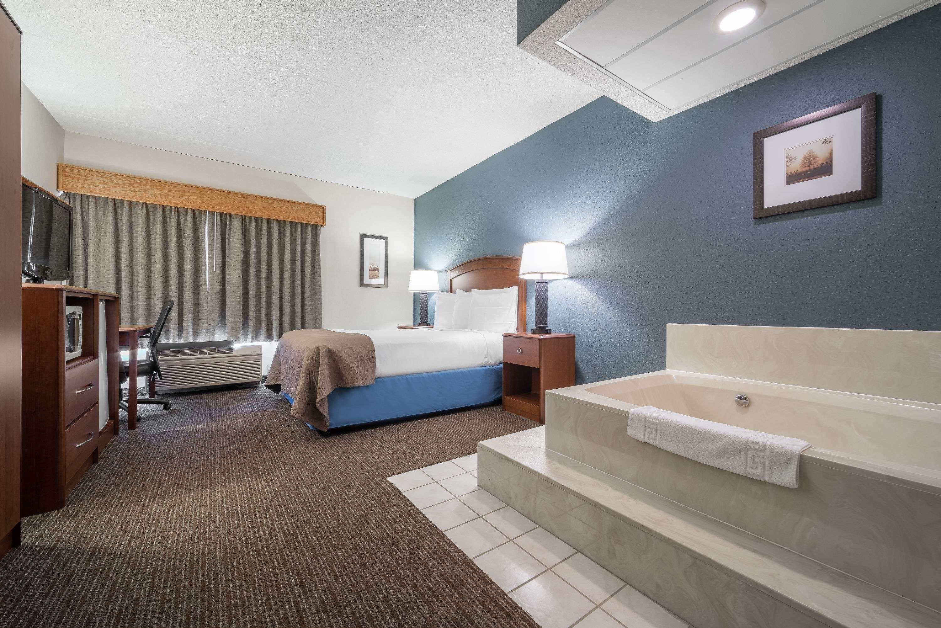 Americinn By Wyndham Hutchinson מראה חיצוני תמונה
